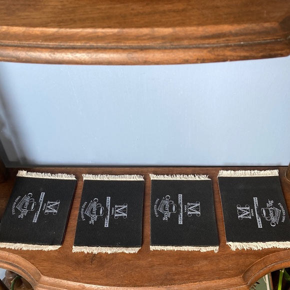 Red Coaster Rug - Picture 3 of 6